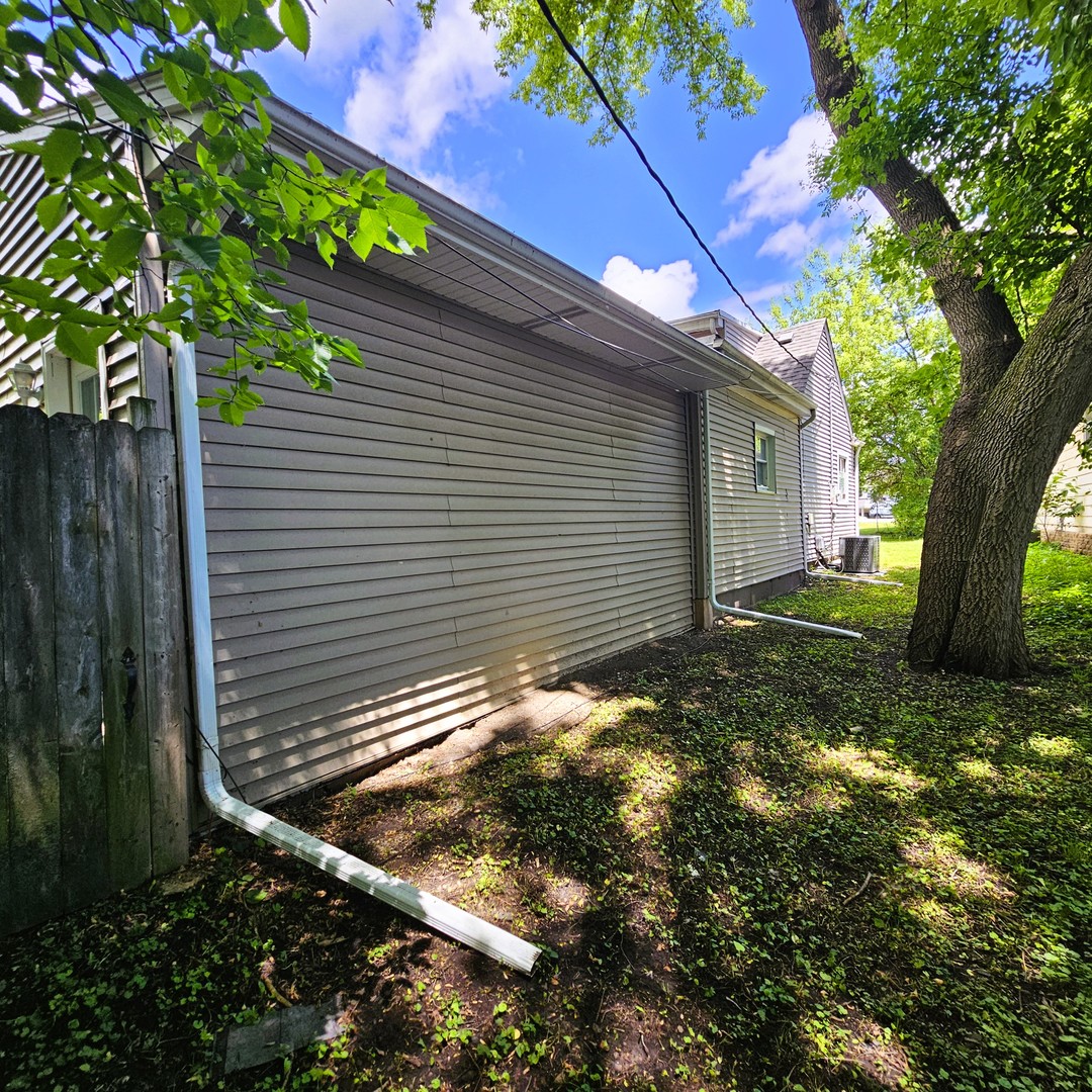 611 Golfview Drive Property Photo 2