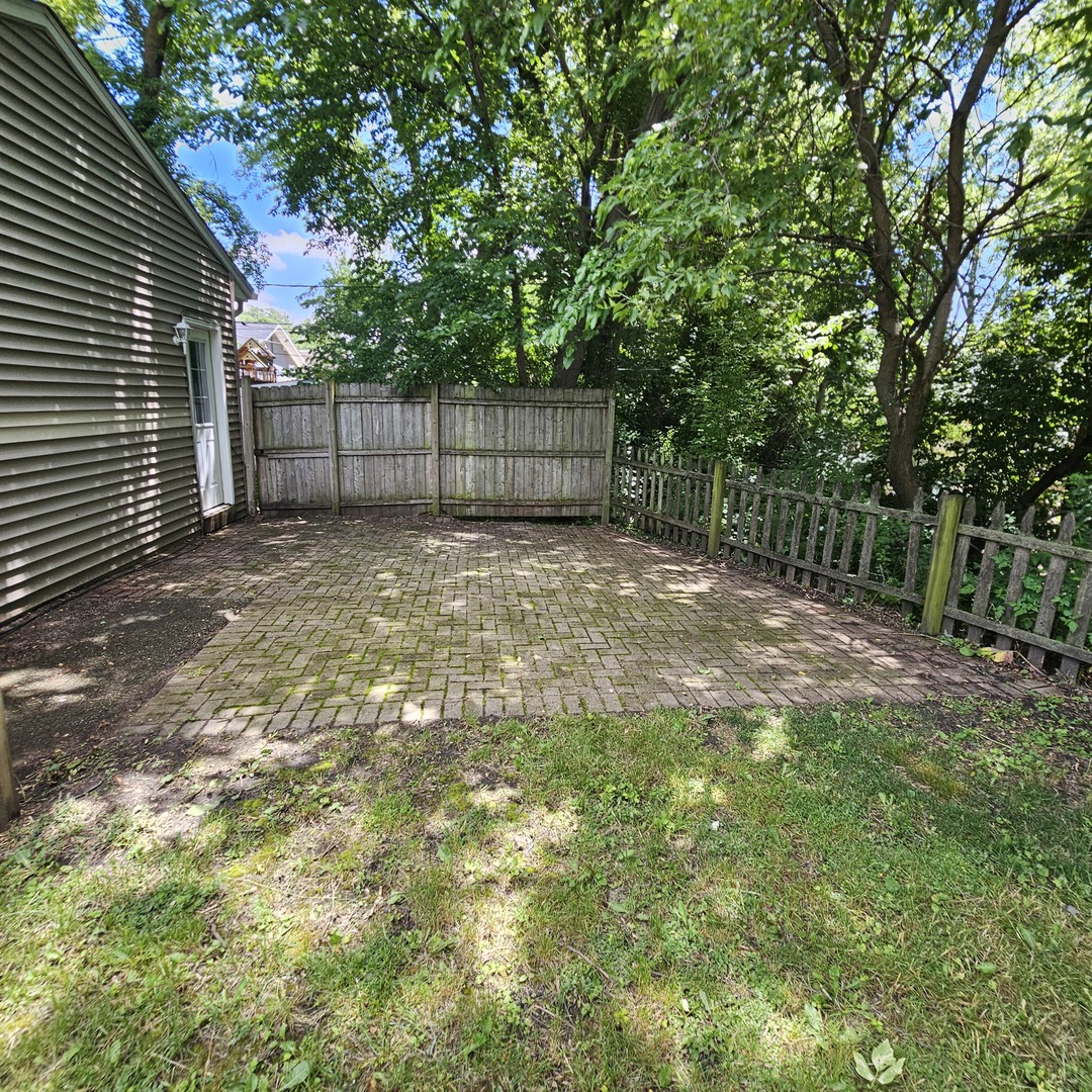 611 Golfview Drive Property Photo 6