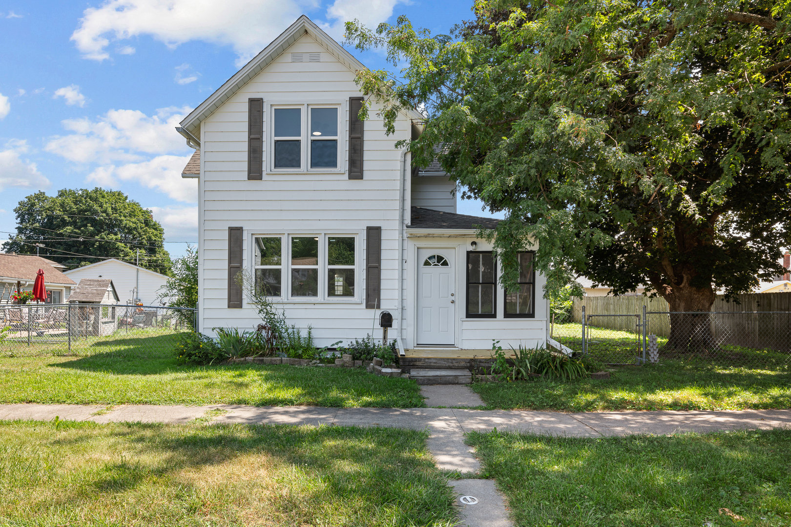 2223 N 6th Street Property Photo 1