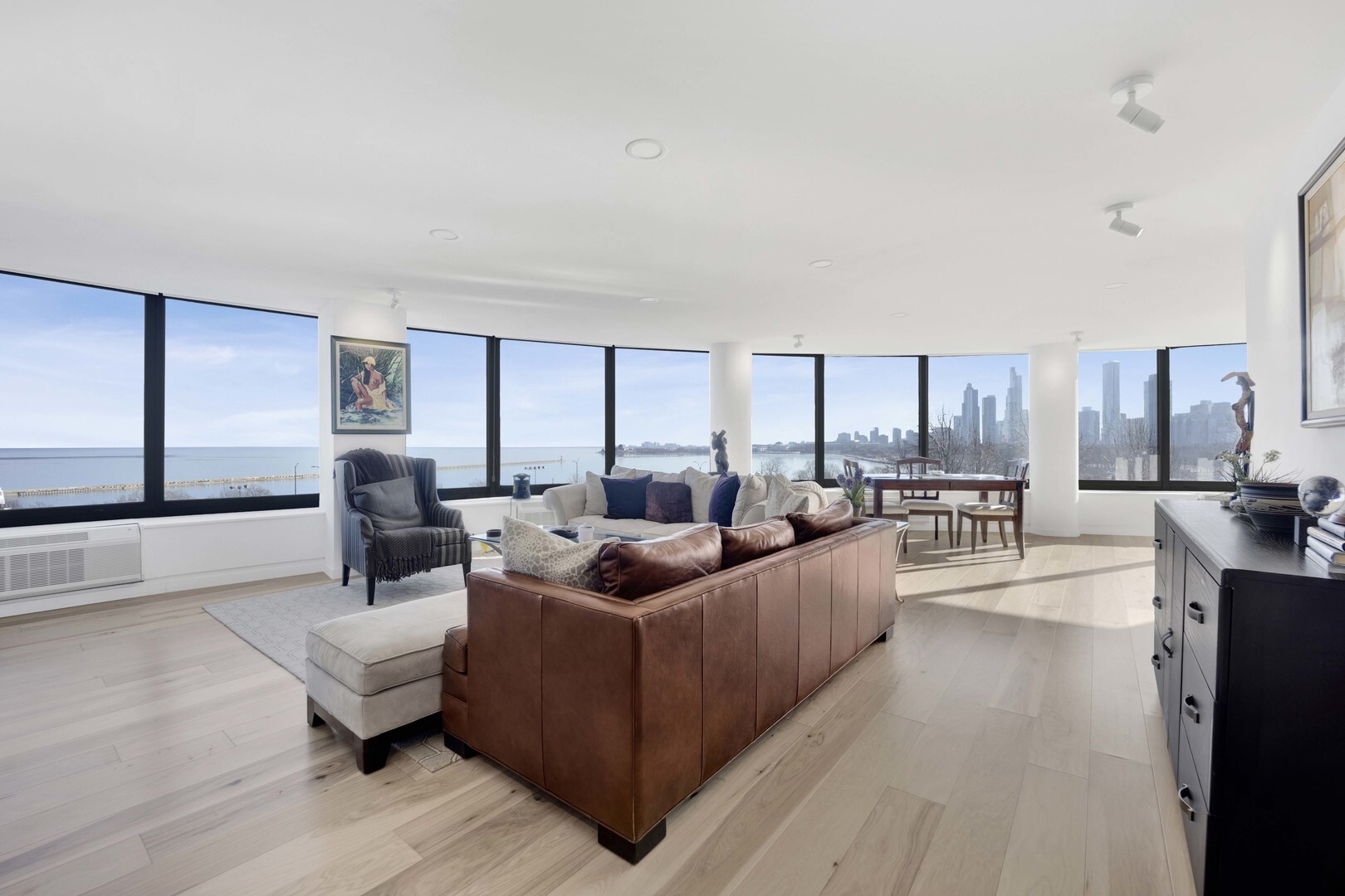 155 N Harbor Drive 212-213 Property Photo 6