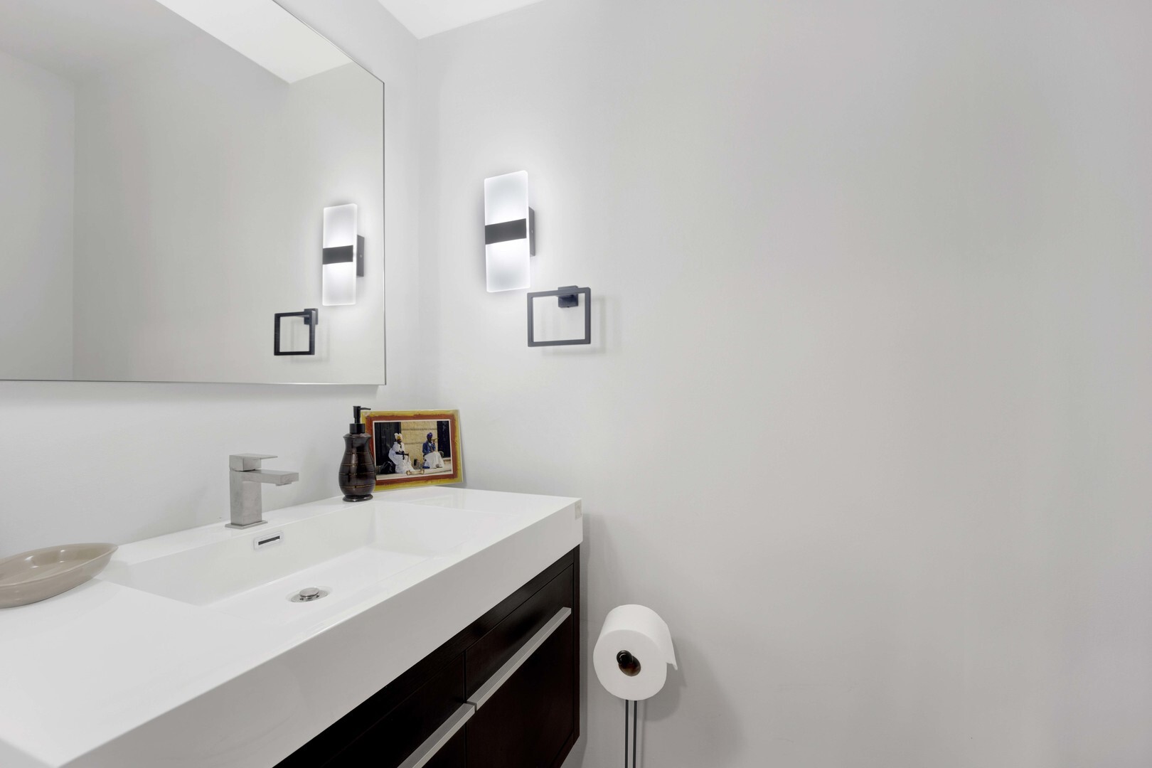 155 N Harbor Drive 212-213 Property Photo 29