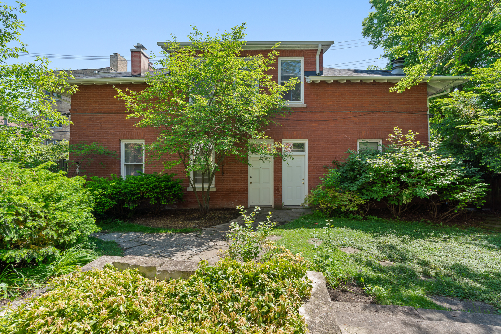 1235.5 Ridge Avenue Property Photo 2