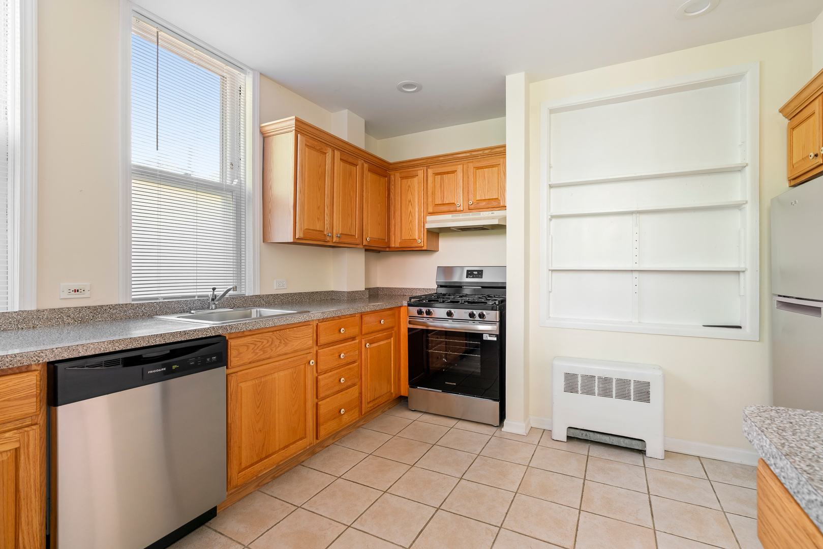 1235.5 Ridge Avenue Property Photo 11