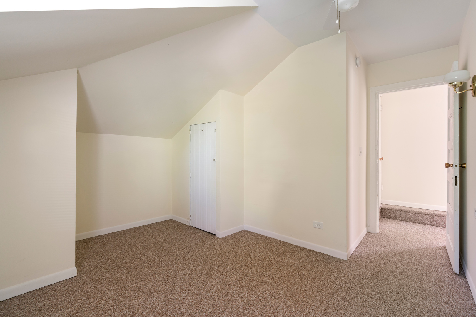 1235.5 Ridge Avenue Property Photo 26