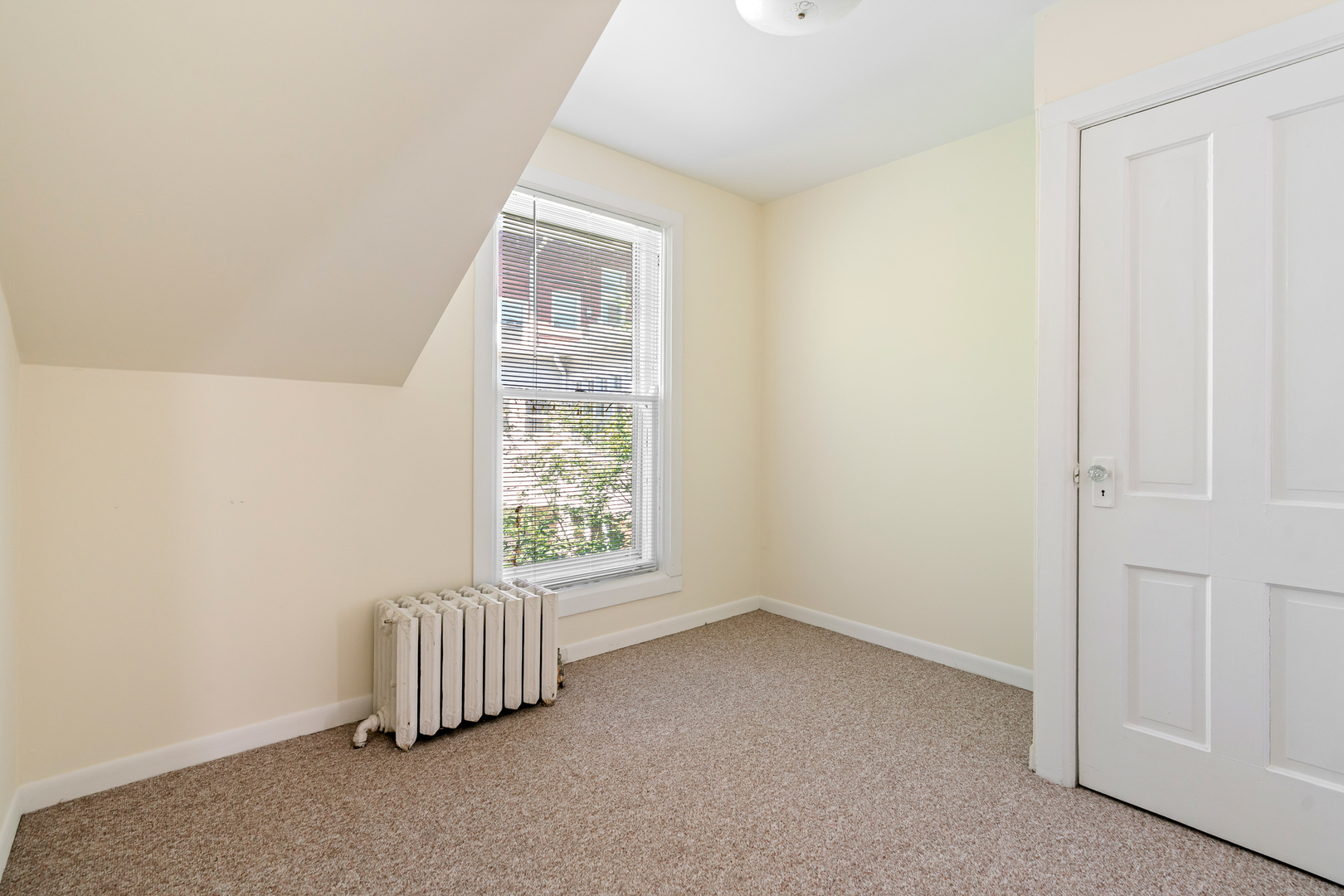 1235.5 Ridge Avenue Property Photo 27