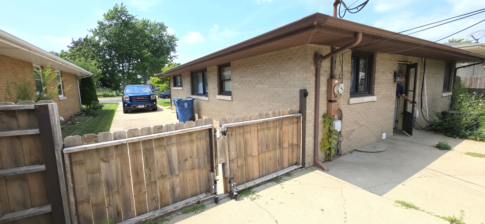 1904 Oakland Avenue Property Photo 3