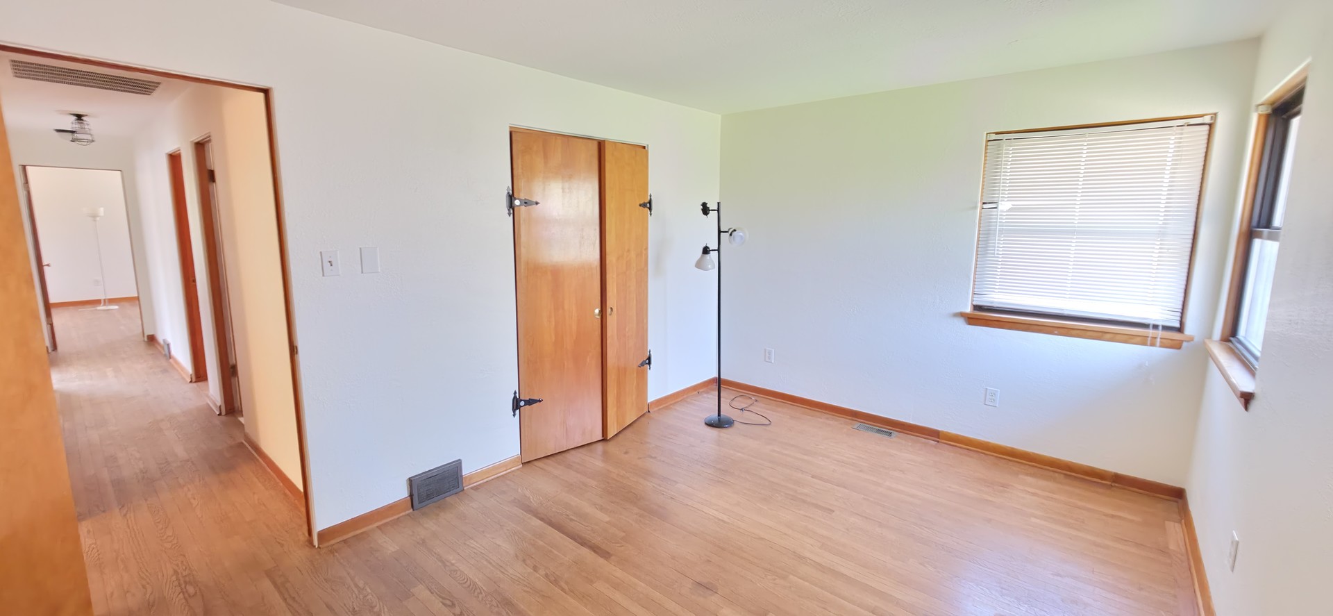 1904 Oakland Avenue Property Photo 14