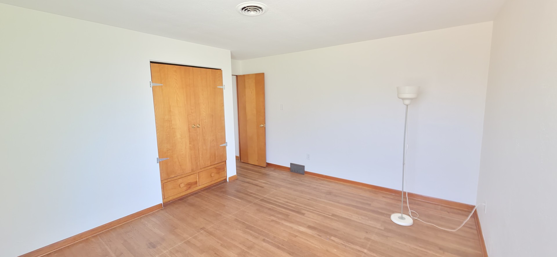 1904 Oakland Avenue Property Photo 17