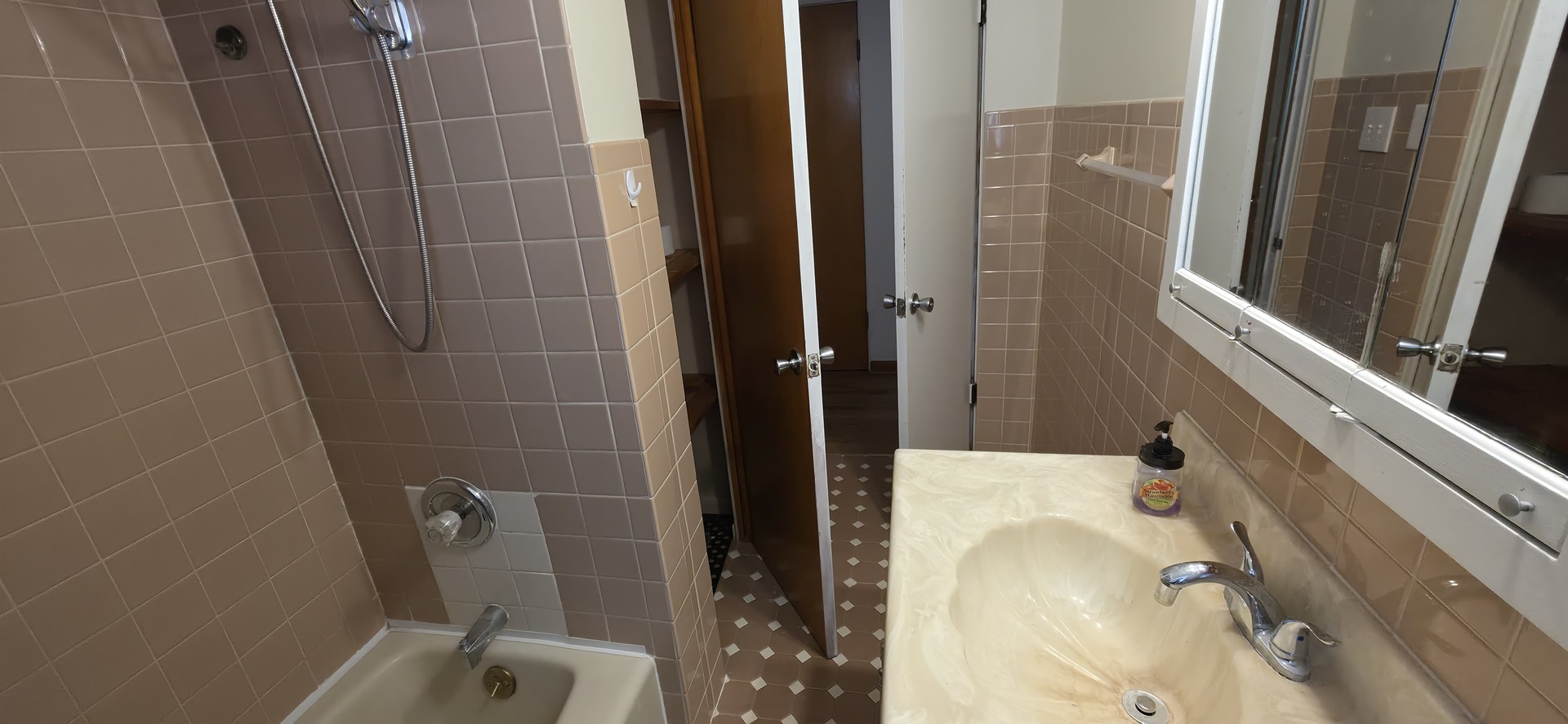 1904 Oakland Avenue Property Photo 20