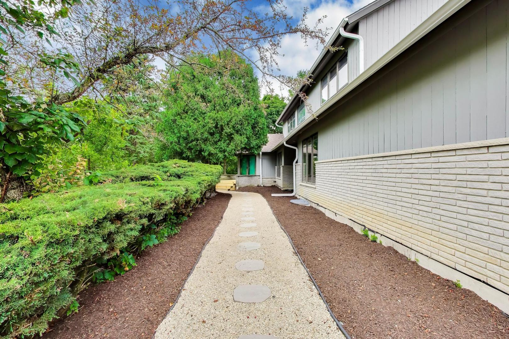 15212 W 147th Street Property Photo 7
