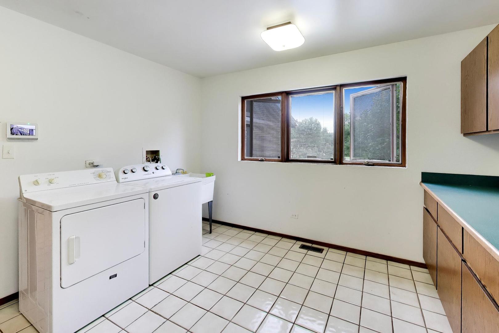 15212 W 147th Street Property Photo 23