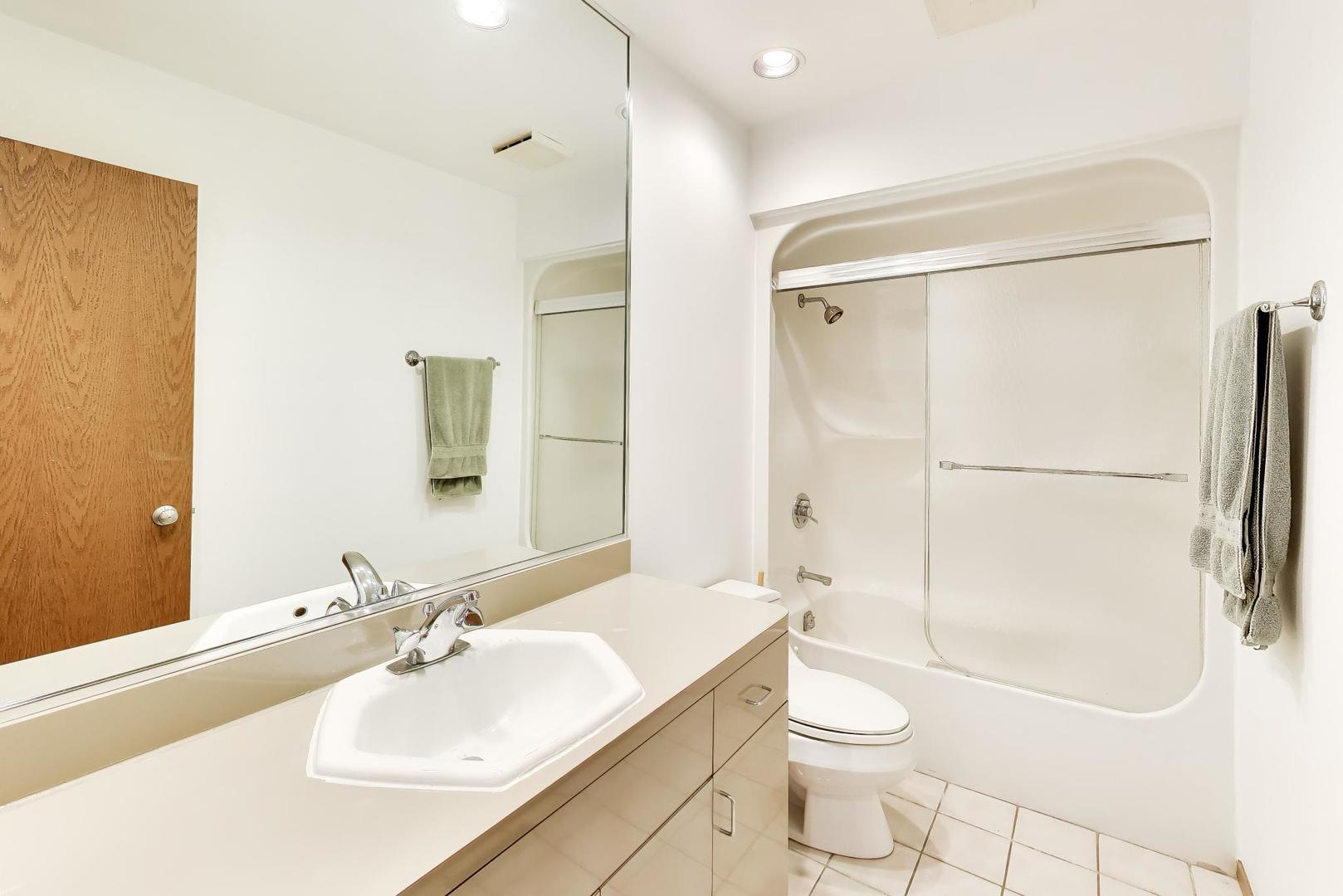15212 W 147th Street Property Photo 27