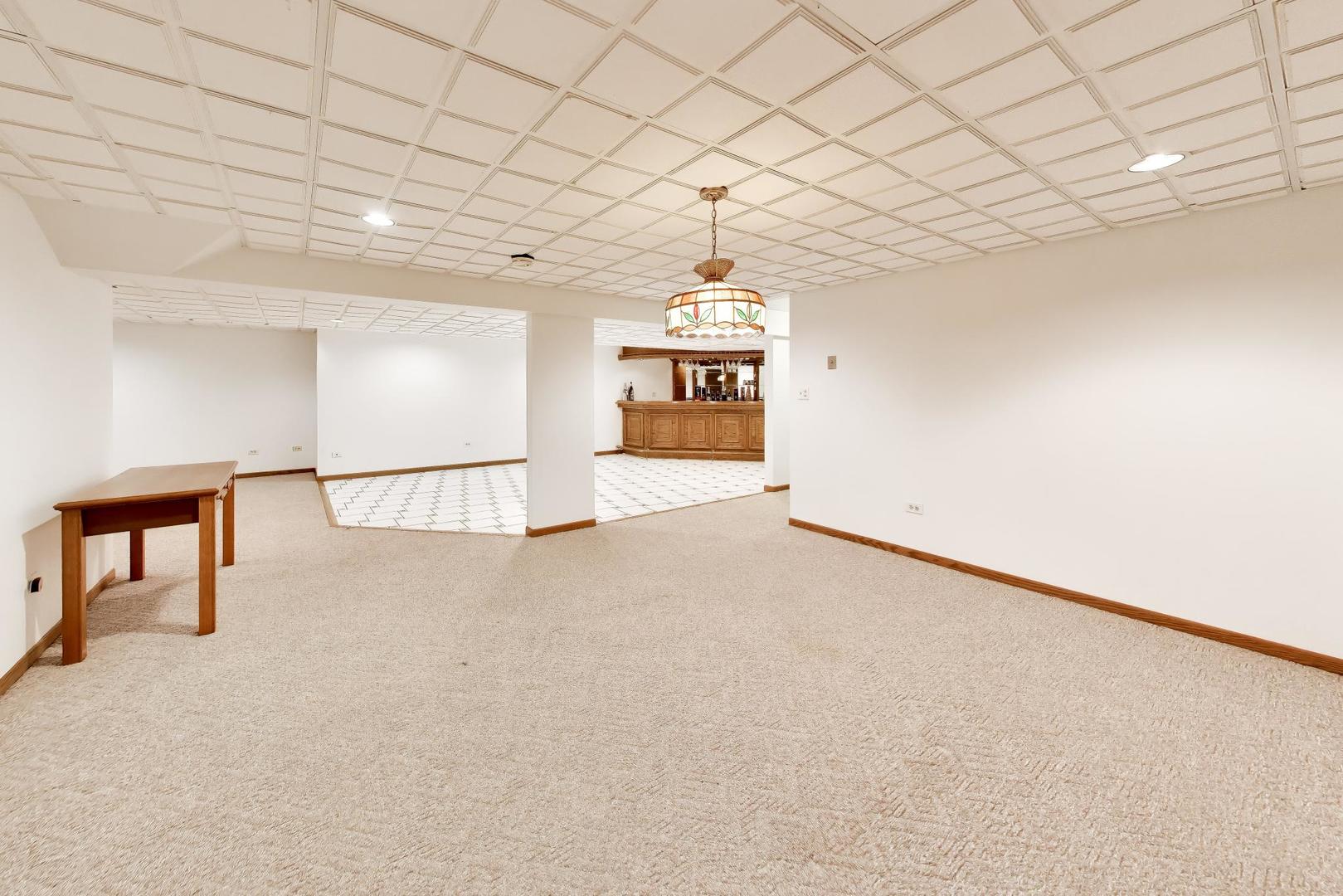 15212 W 147th Street Property Photo 41
