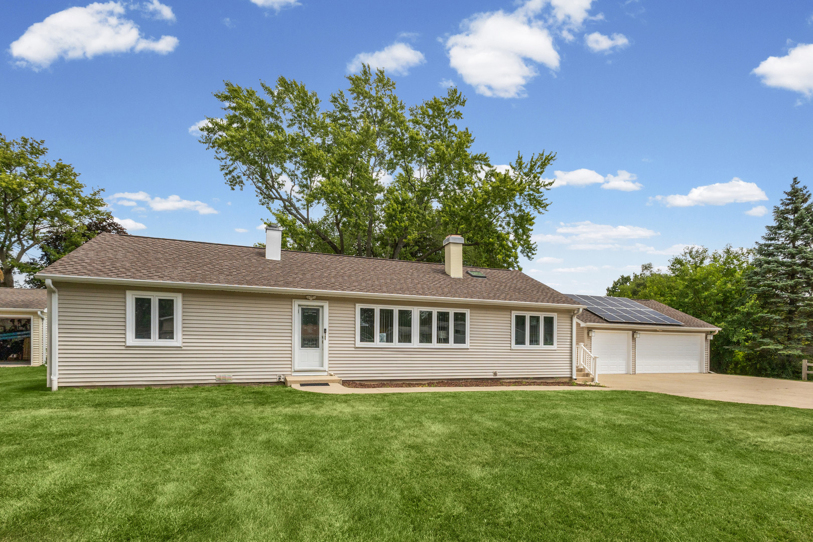 1125 Highland Road Property Photo 1