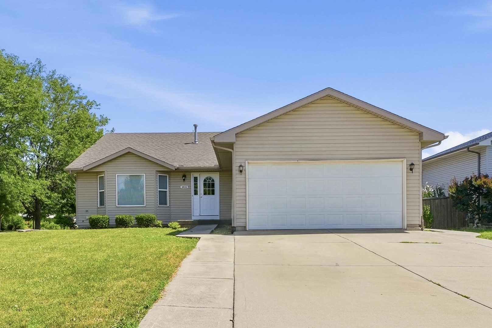 1402 Enborn Drive Property Photo 1