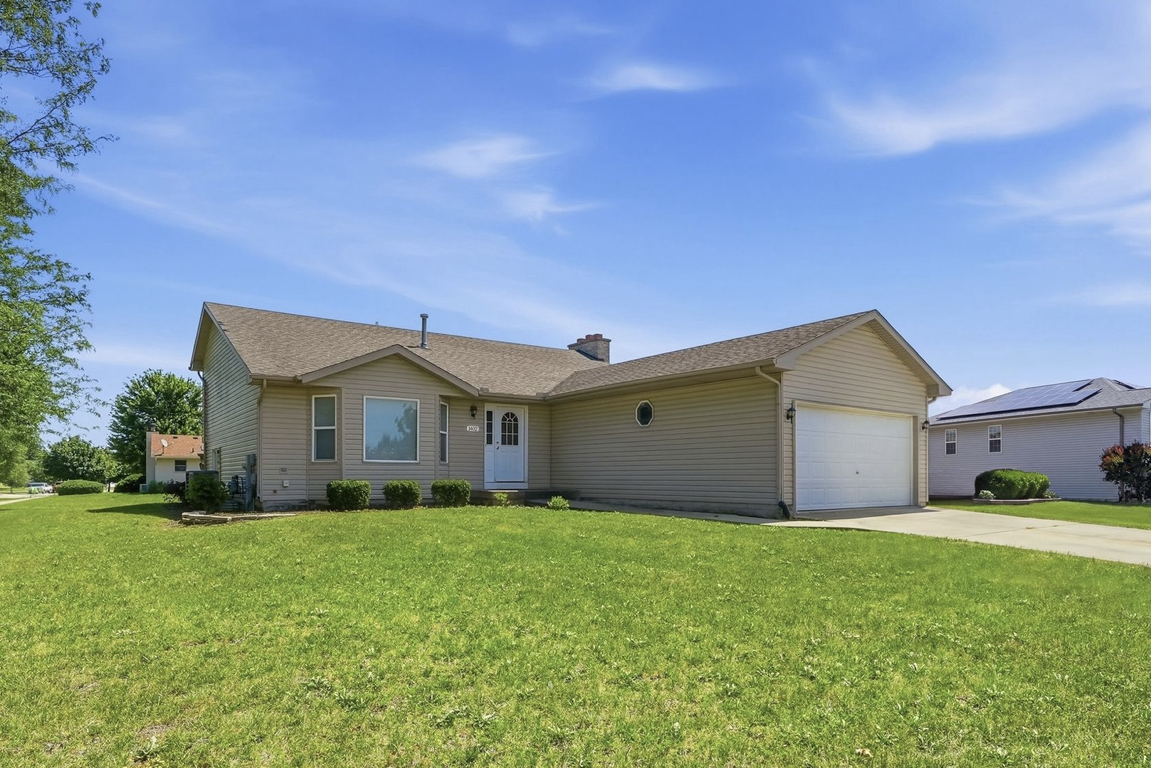 1402 Enborn Drive Property Photo 2