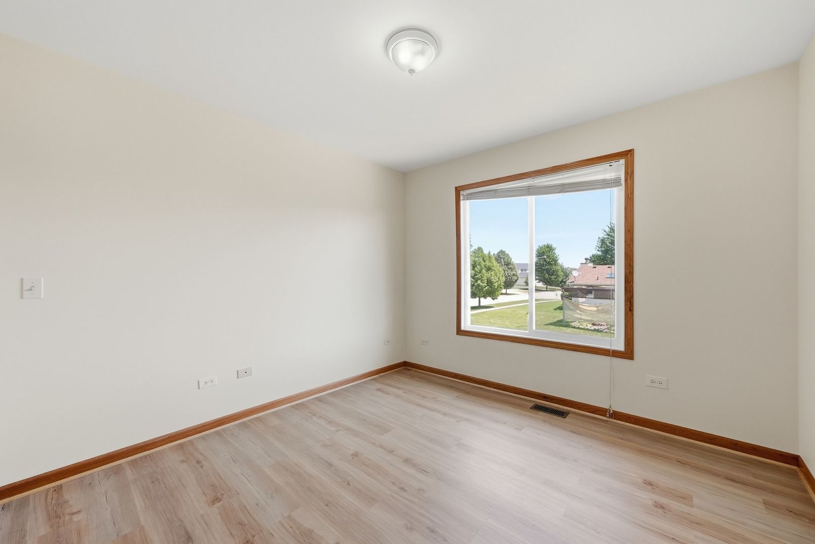1402 Enborn Drive Property Photo 14