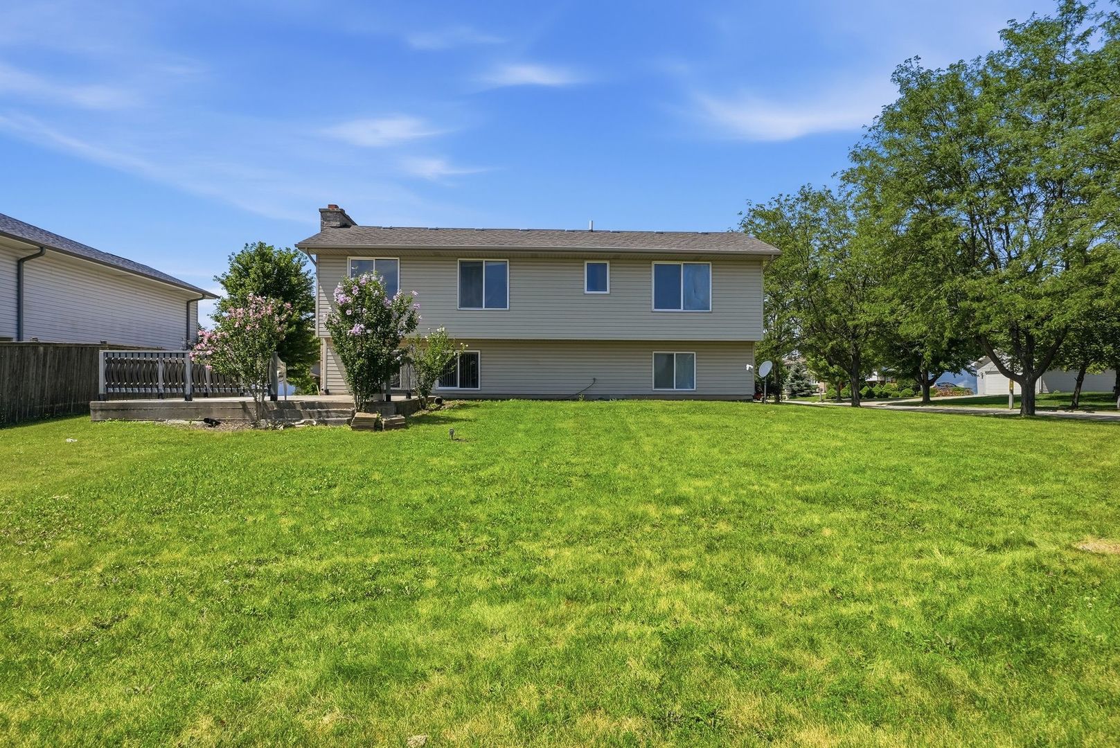1402 Enborn Drive Property Photo 25