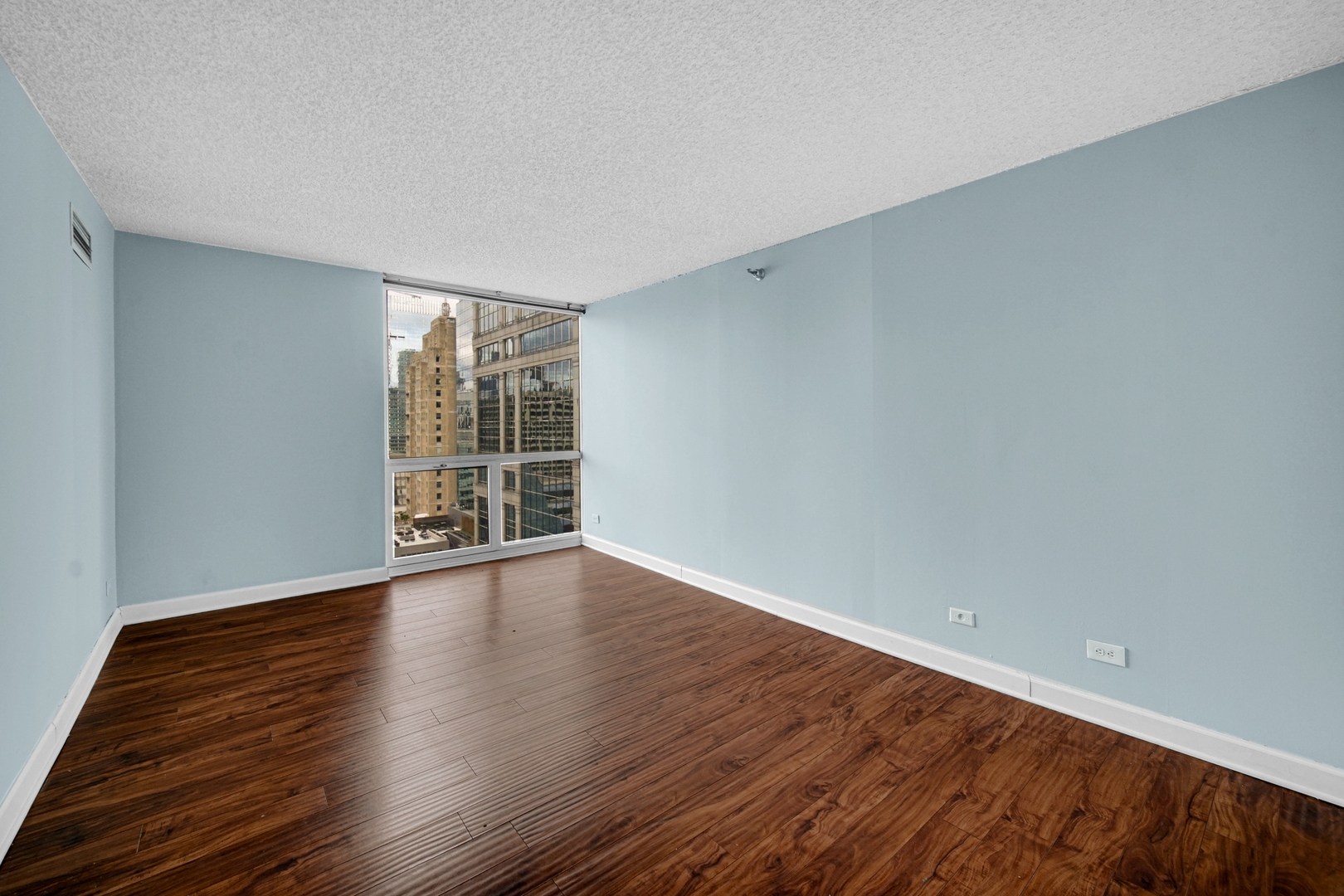 200 N Dearborn Street 4308 Property Photo 5