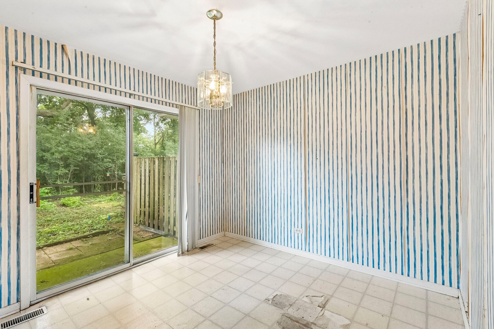 12720142 Property Photo 7