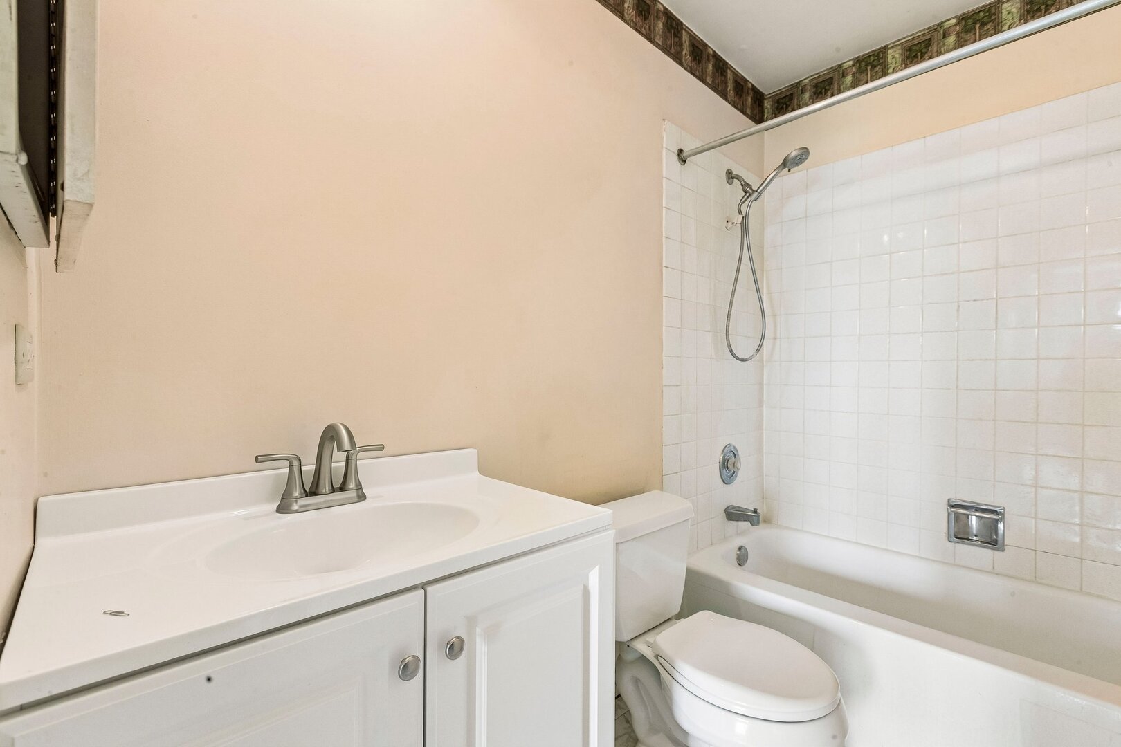 12720142 Property Photo 17