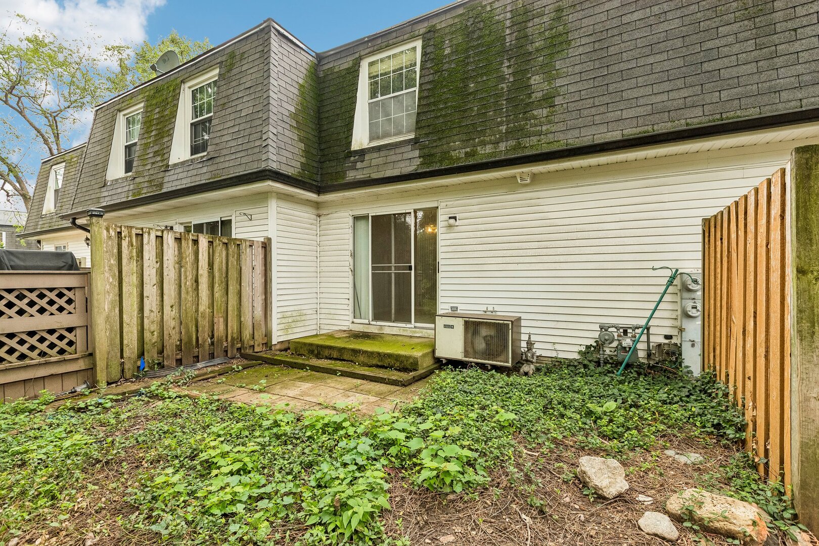 12720142 Property Photo 25