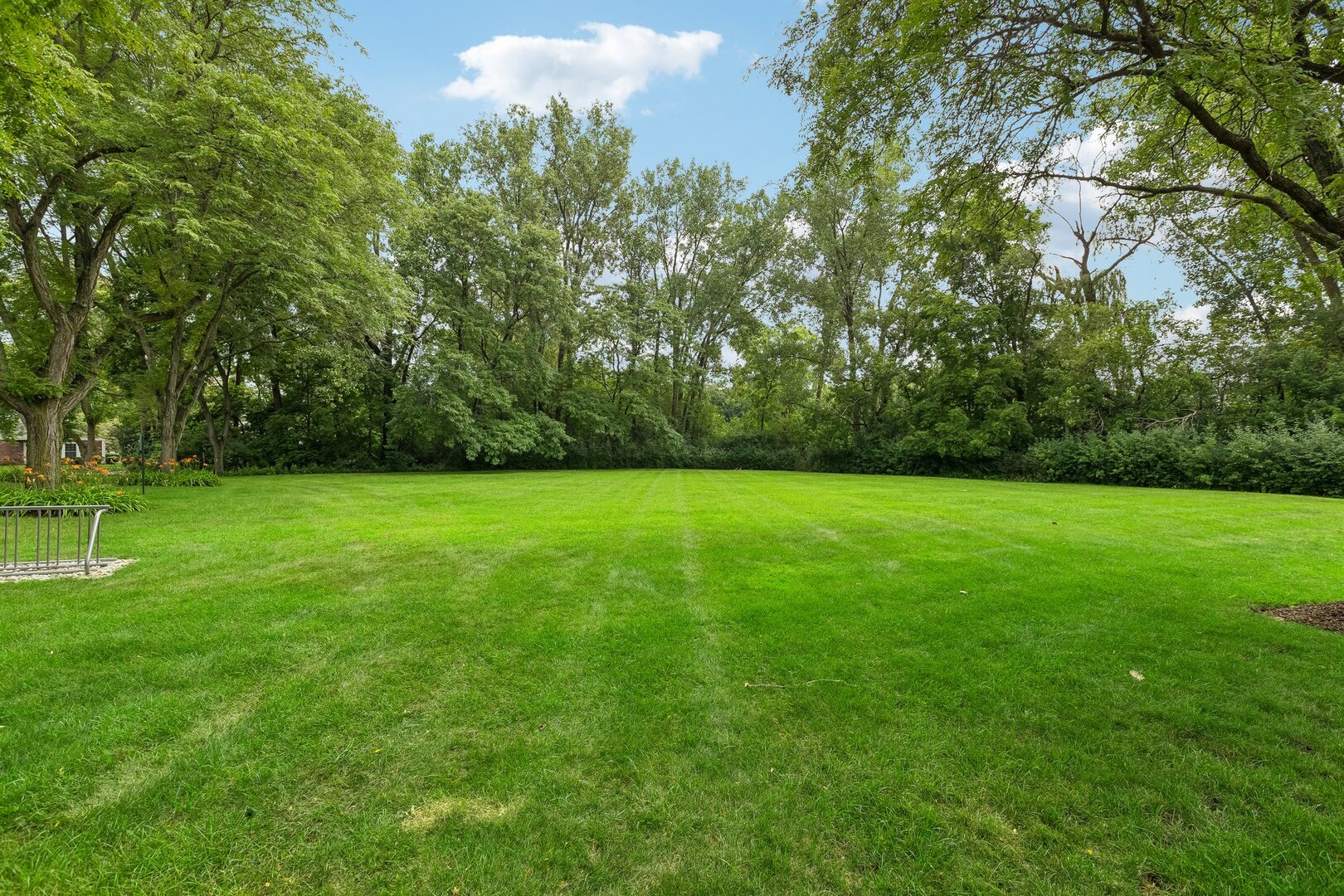 12720142 Property Photo 27