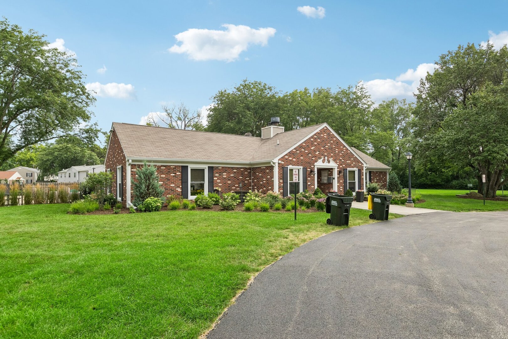 12720142 Property Photo 28