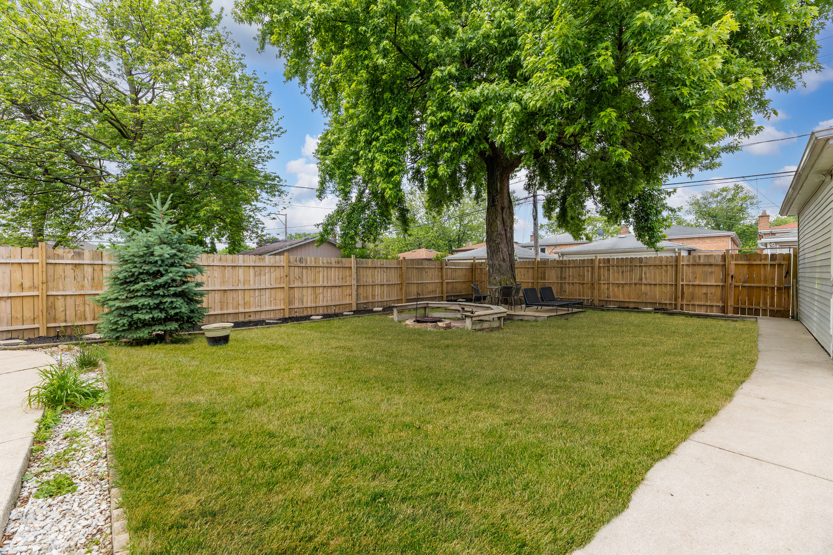 7740 Monitor Avenue Property Photo 27