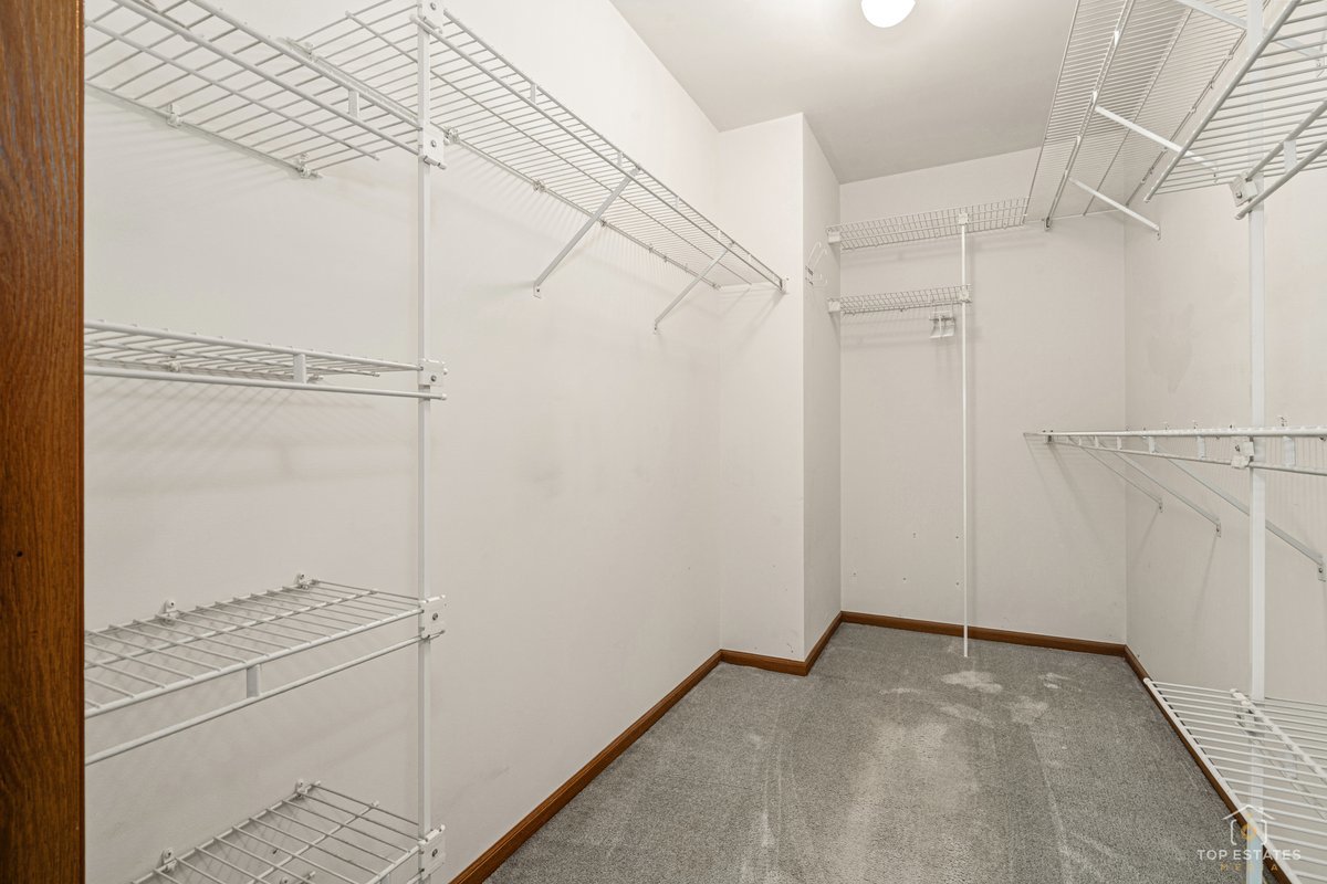 1115 Hunt Wyck Court 1115 Property Photo 16