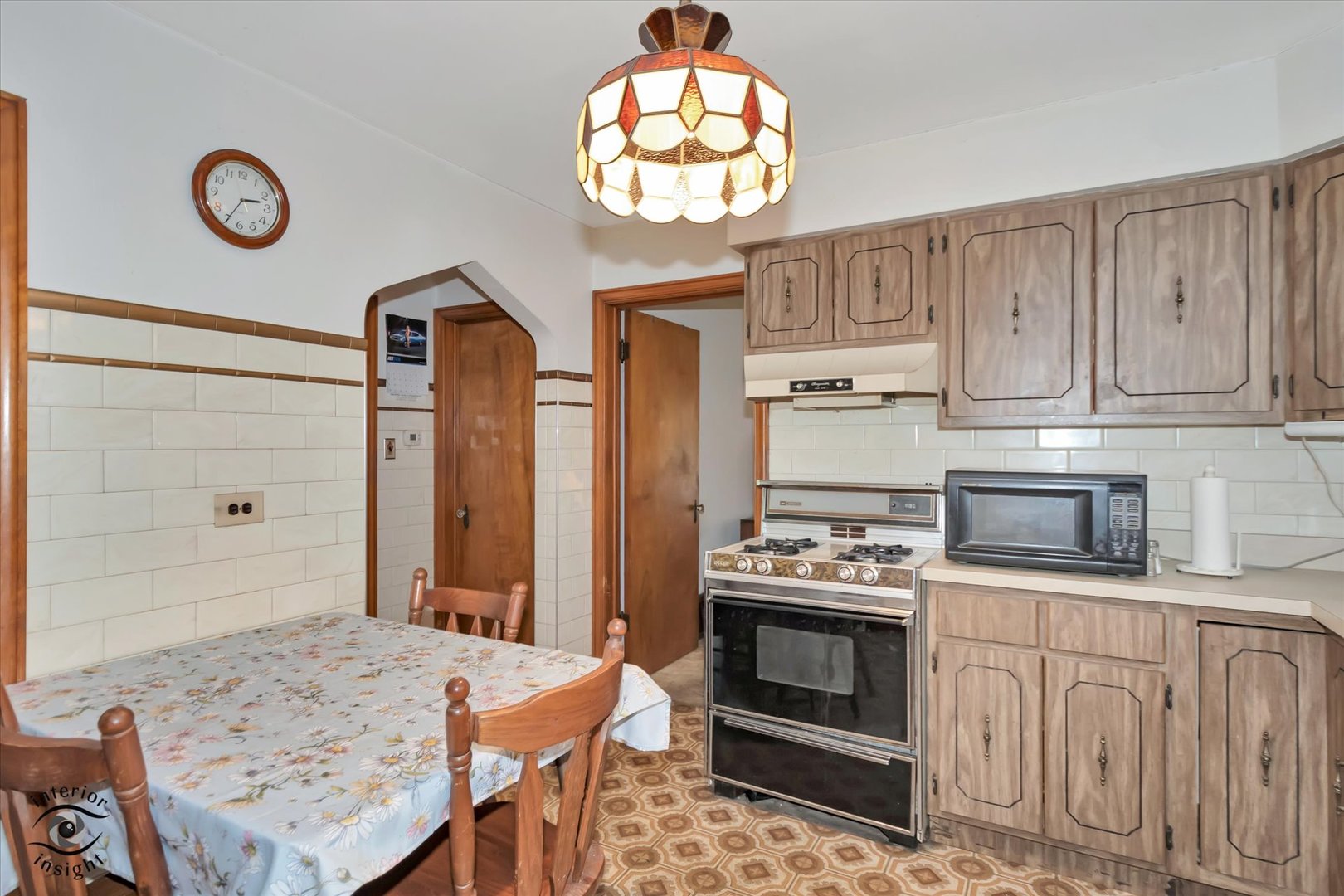 4534 S Karlov Avenue Property Photo 11