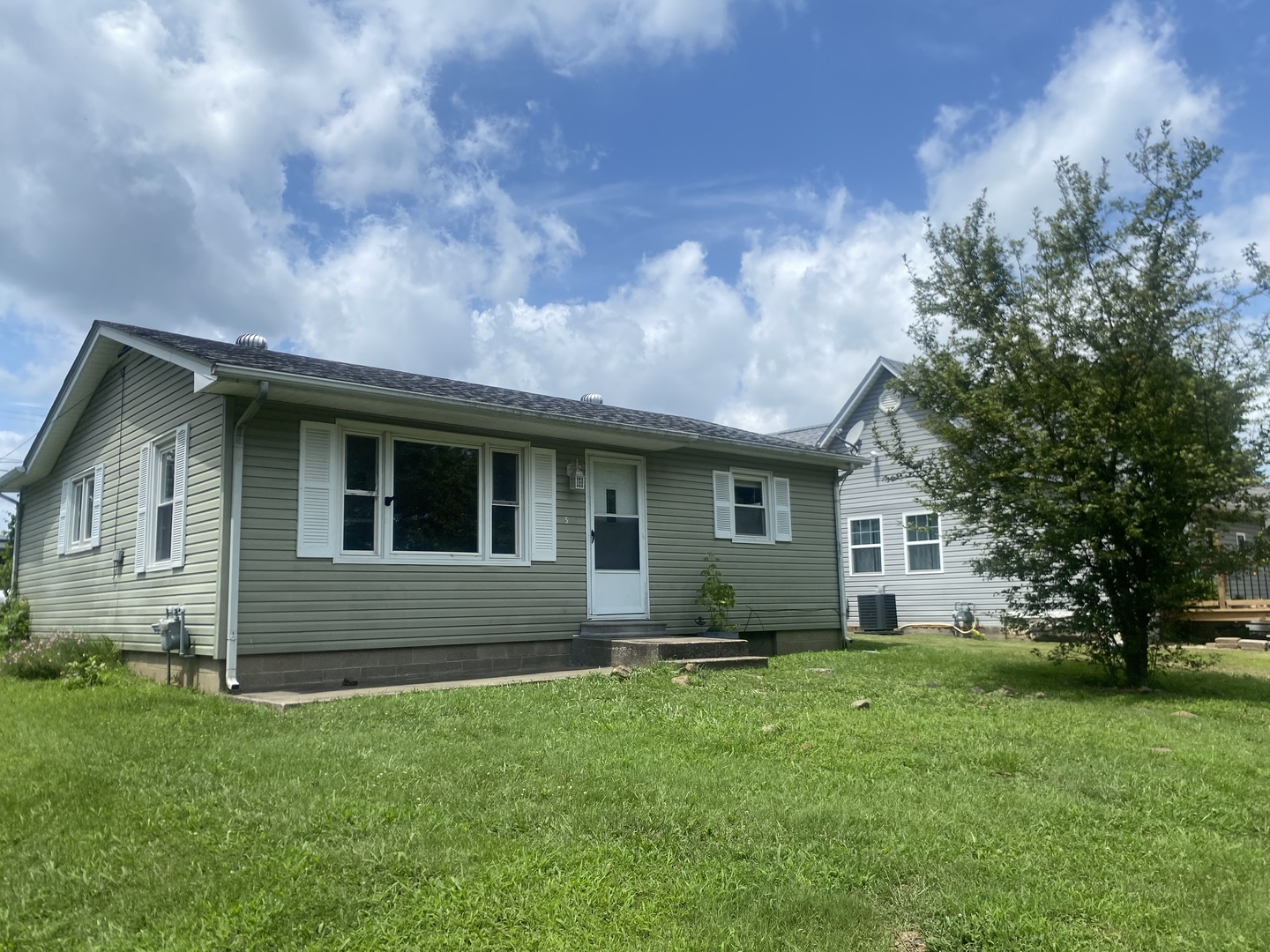 320 S Hubbard Avenue Property Photo 1