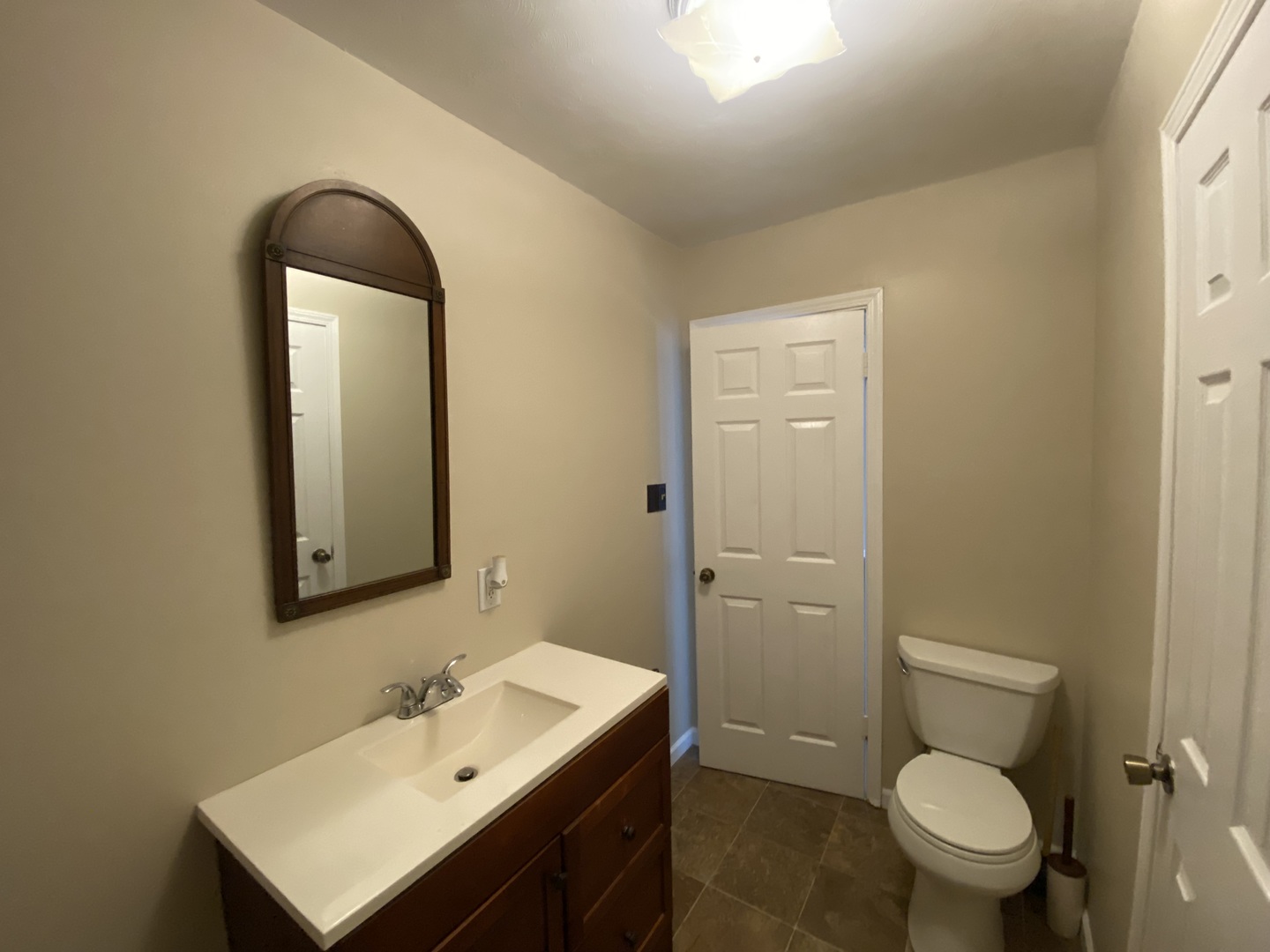 320 S Hubbard Avenue Property Photo 9