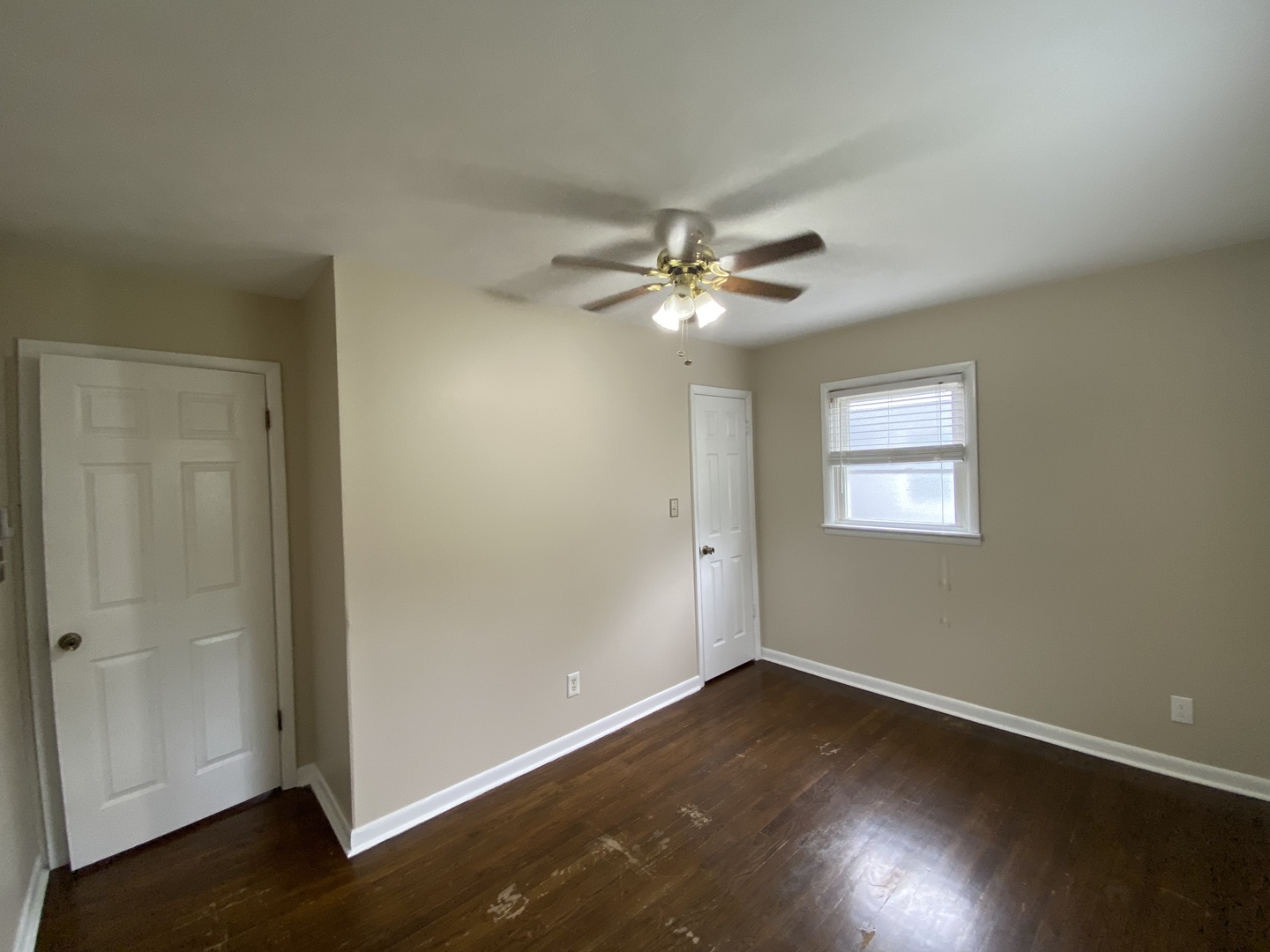 320 S Hubbard Avenue Property Photo 11