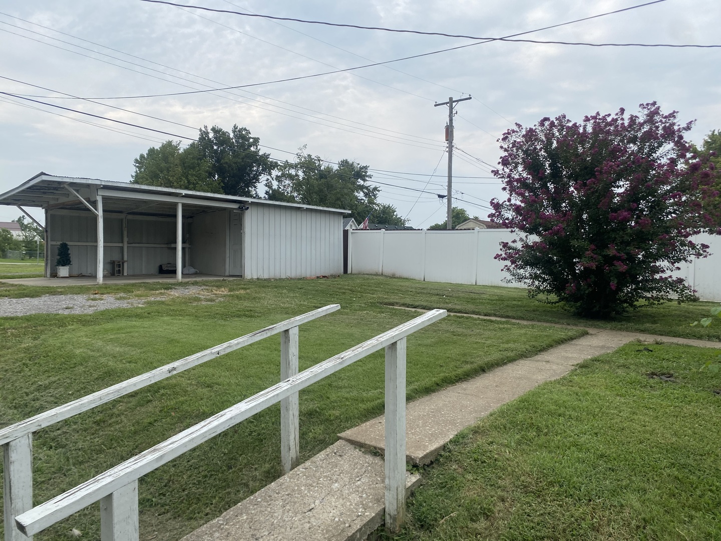 320 S Hubbard Avenue Property Photo 15