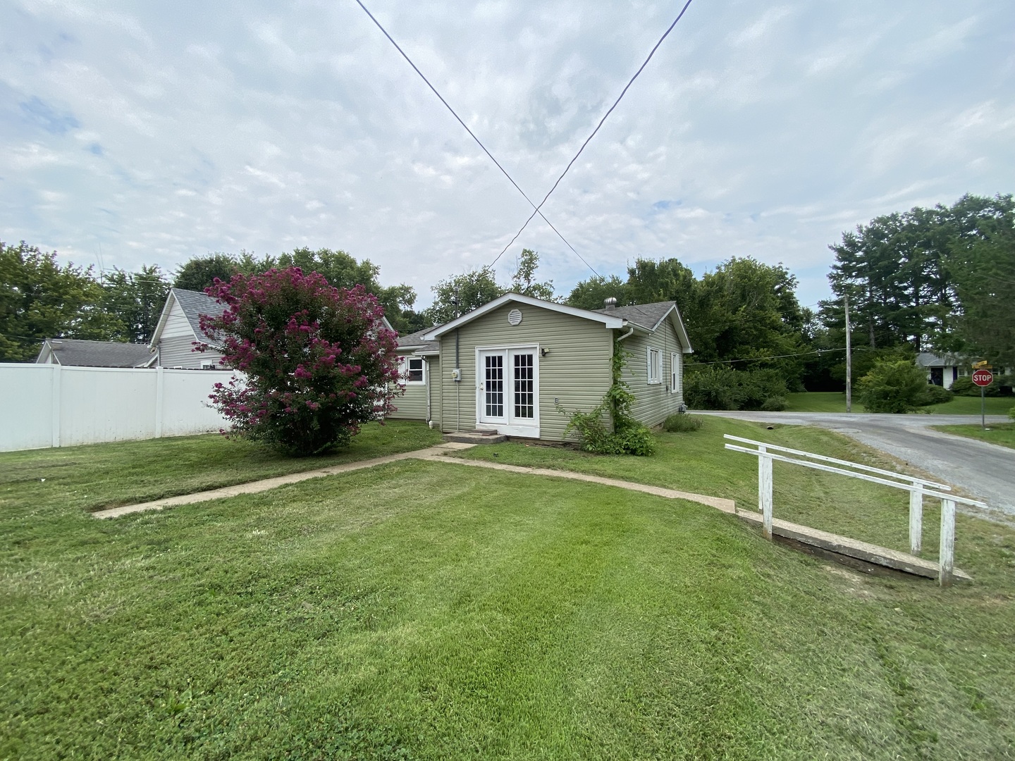 320 S Hubbard Avenue Property Photo 16