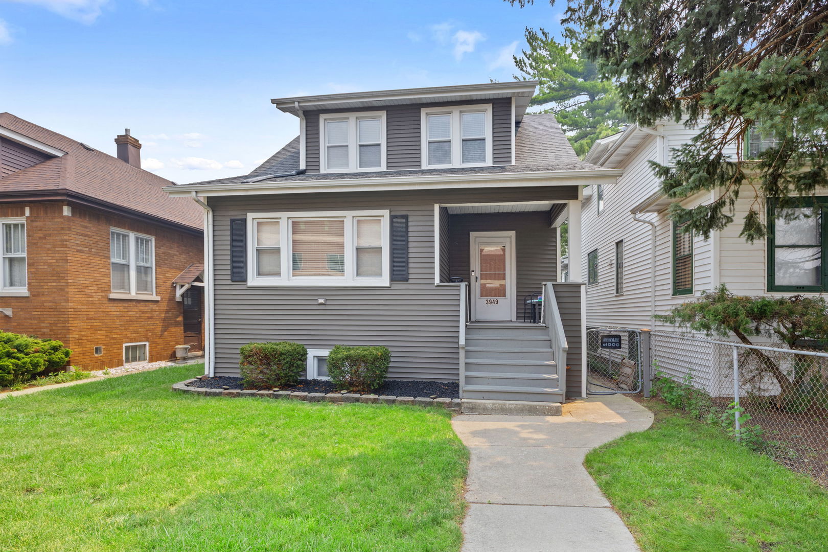 3949 N Natchez Avenue Property Photo