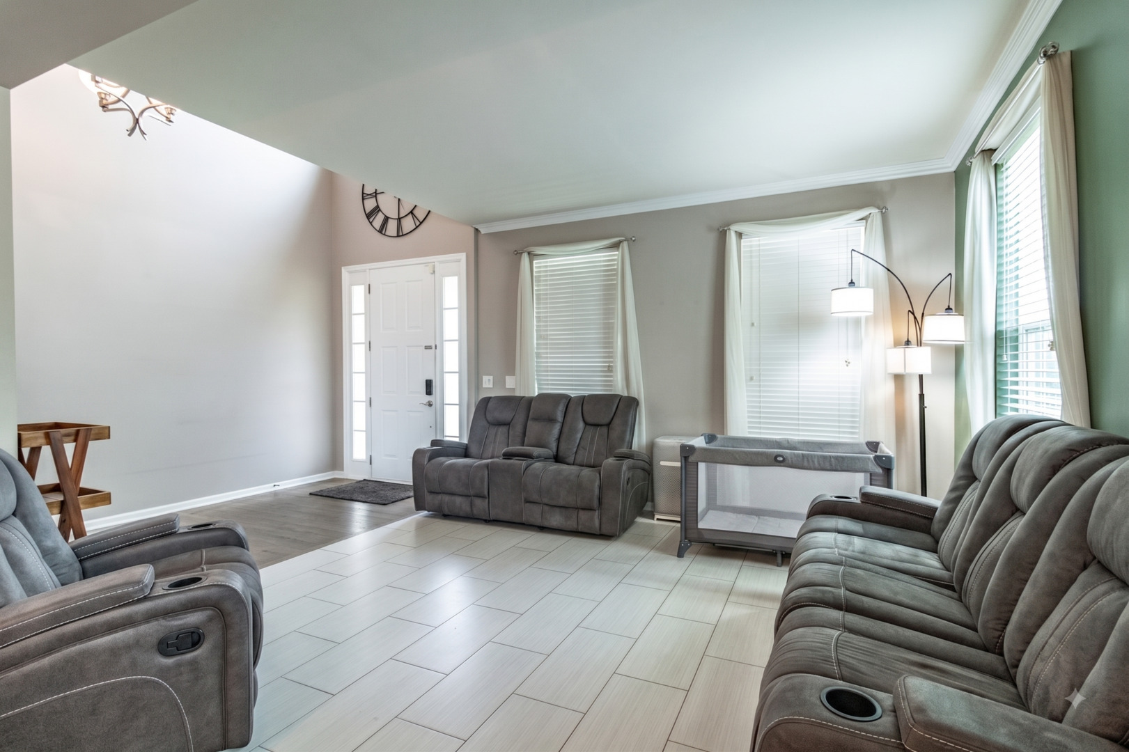 10727 Mayfield Lane Property Photo 5