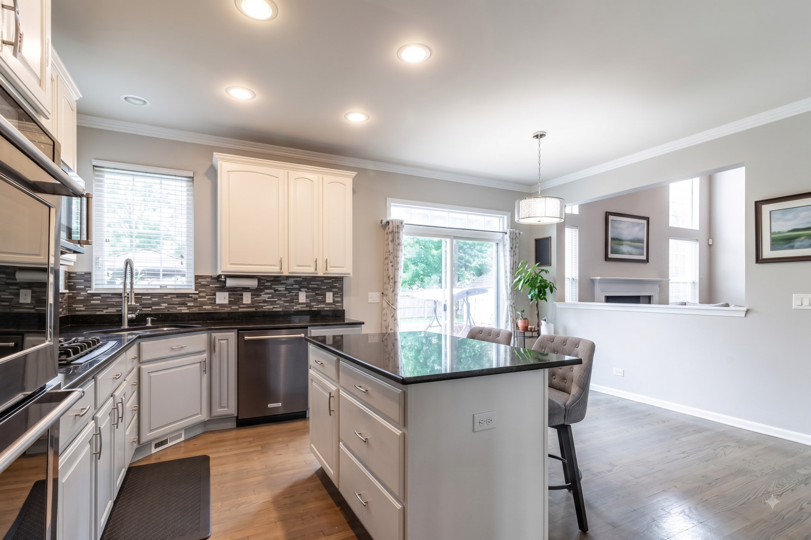 10727 Mayfield Lane Property Photo 8