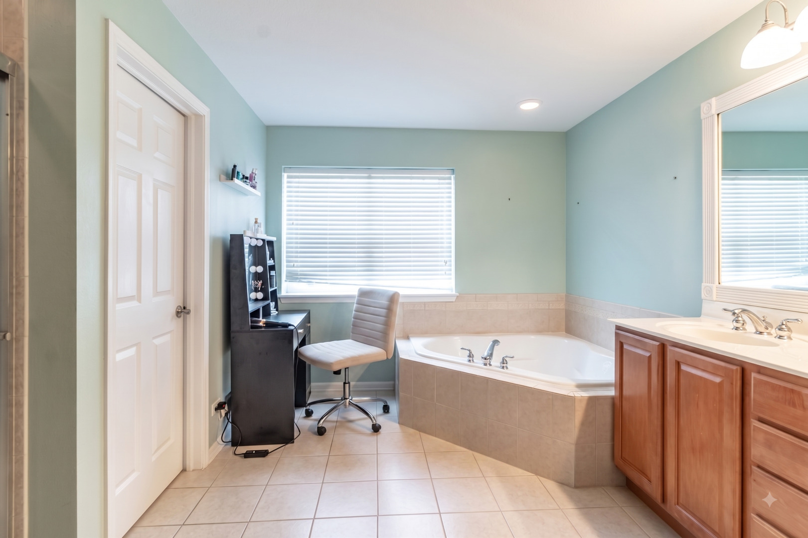 10727 Mayfield Lane Property Photo 16