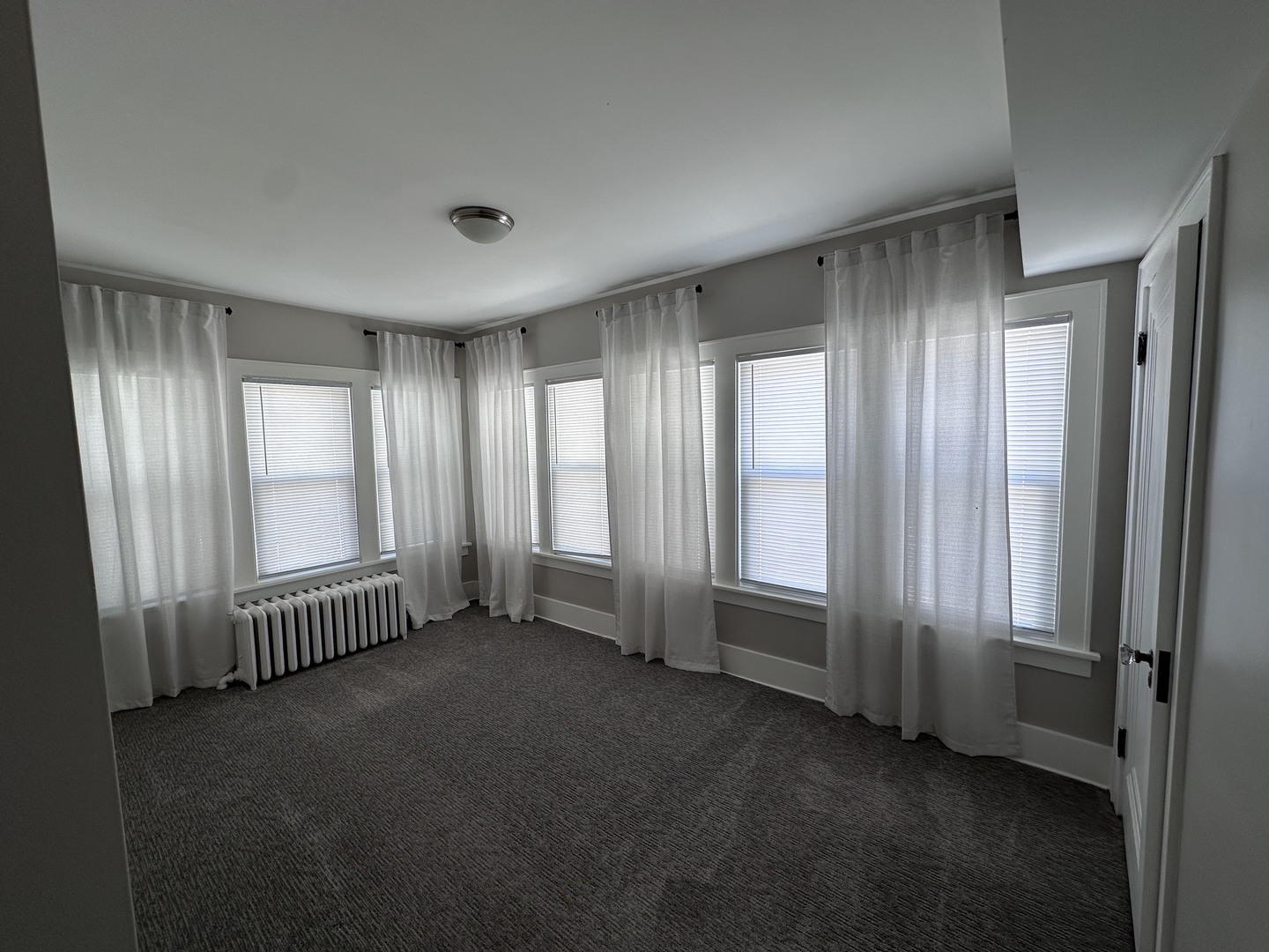 719 Taylor Street Upper Property Photo 12