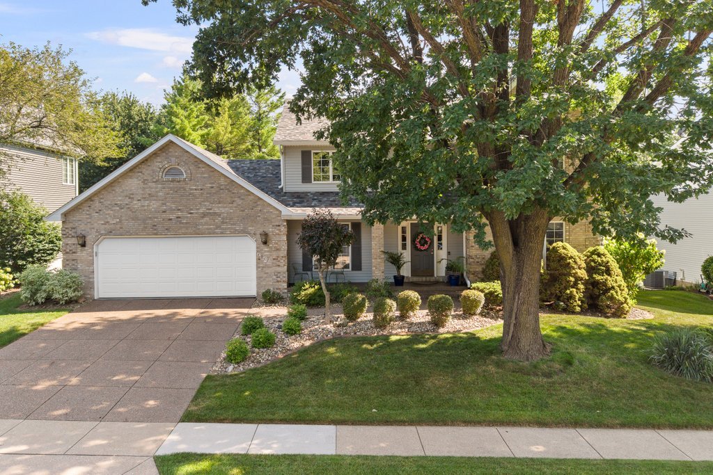1017 W 57th Street Property Photo 2