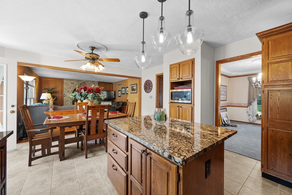 1017 W 57th Street Property Photo 13