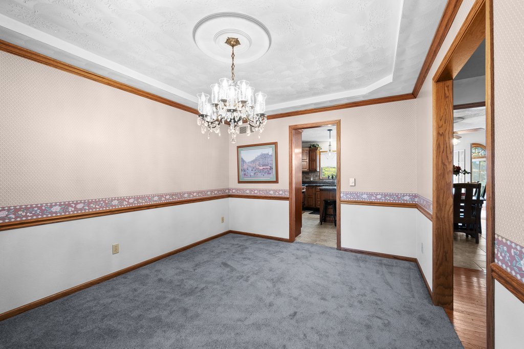 1017 W 57th Street Property Photo 25