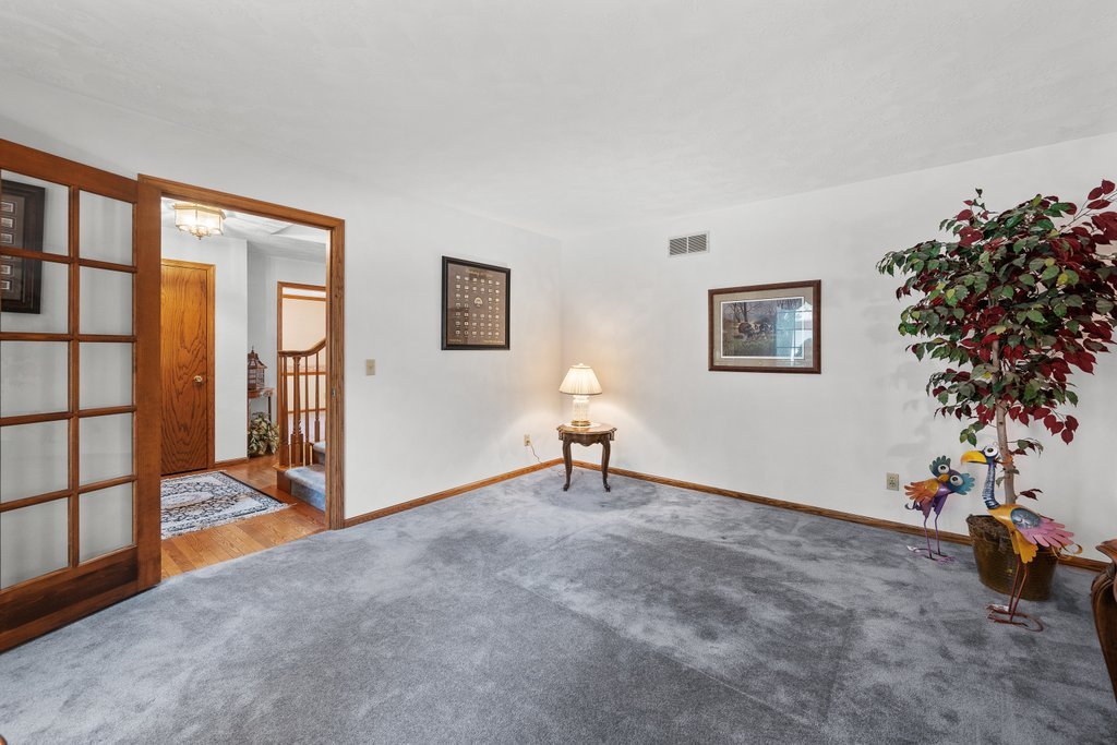 1017 W 57th Street Property Photo 26
