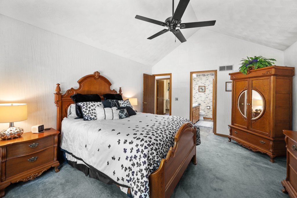 1017 W 57th Street Property Photo 34