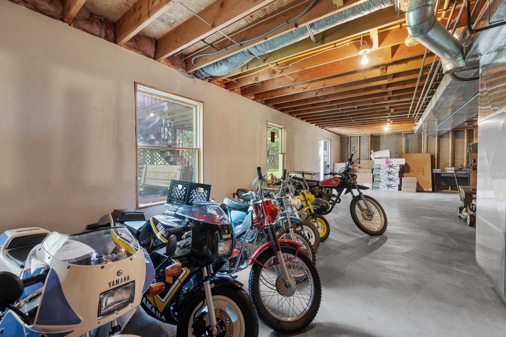1017 W 57th Street Property Photo 45
