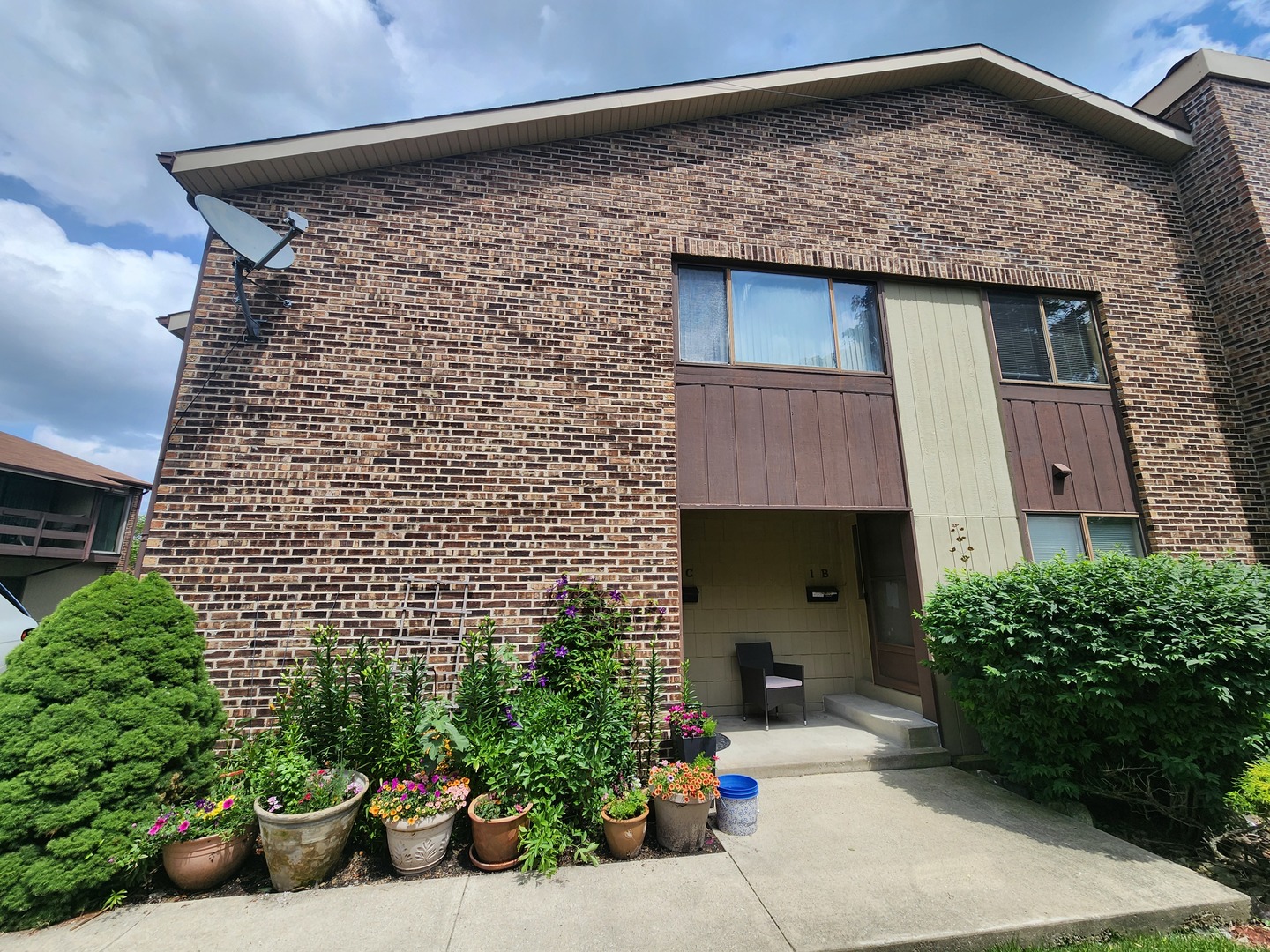 1 Stony Creek Drive 1b Property Photo 2