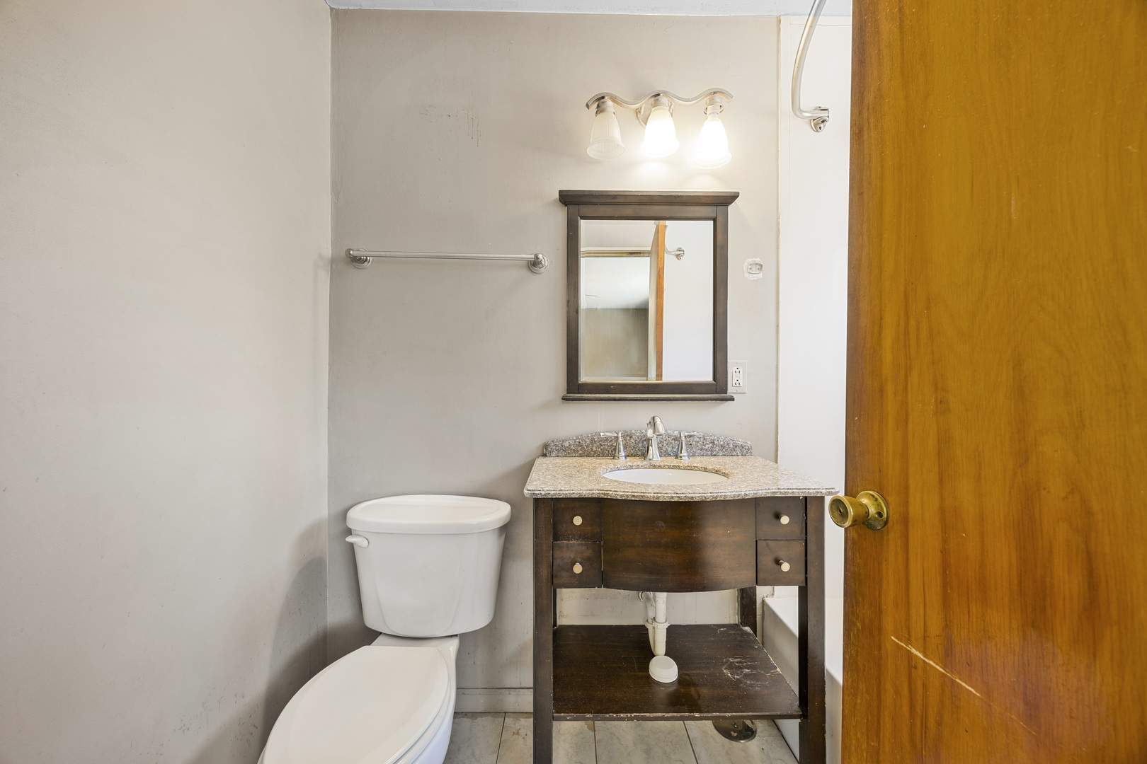 15539 Dobson Avenue Property Photo 14