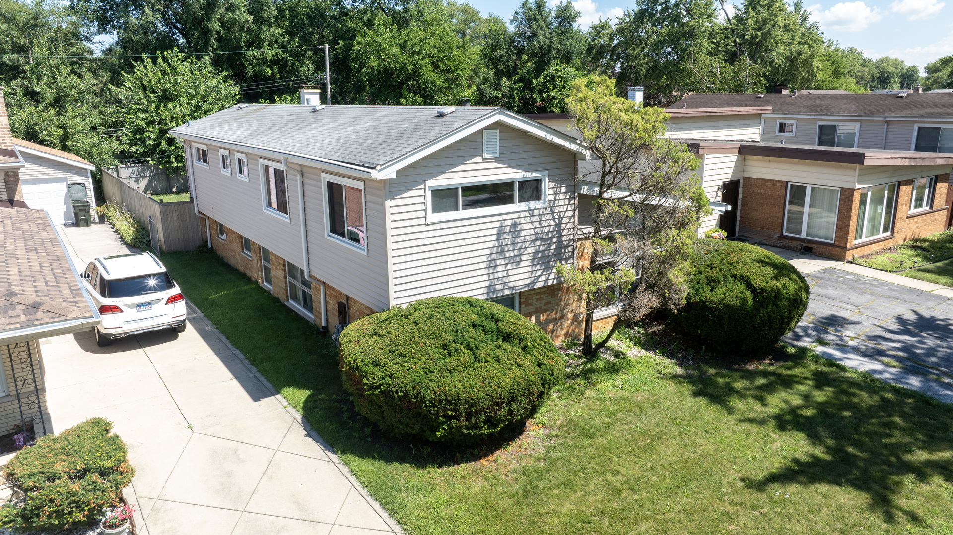 15539 Dobson Avenue Property Photo 20